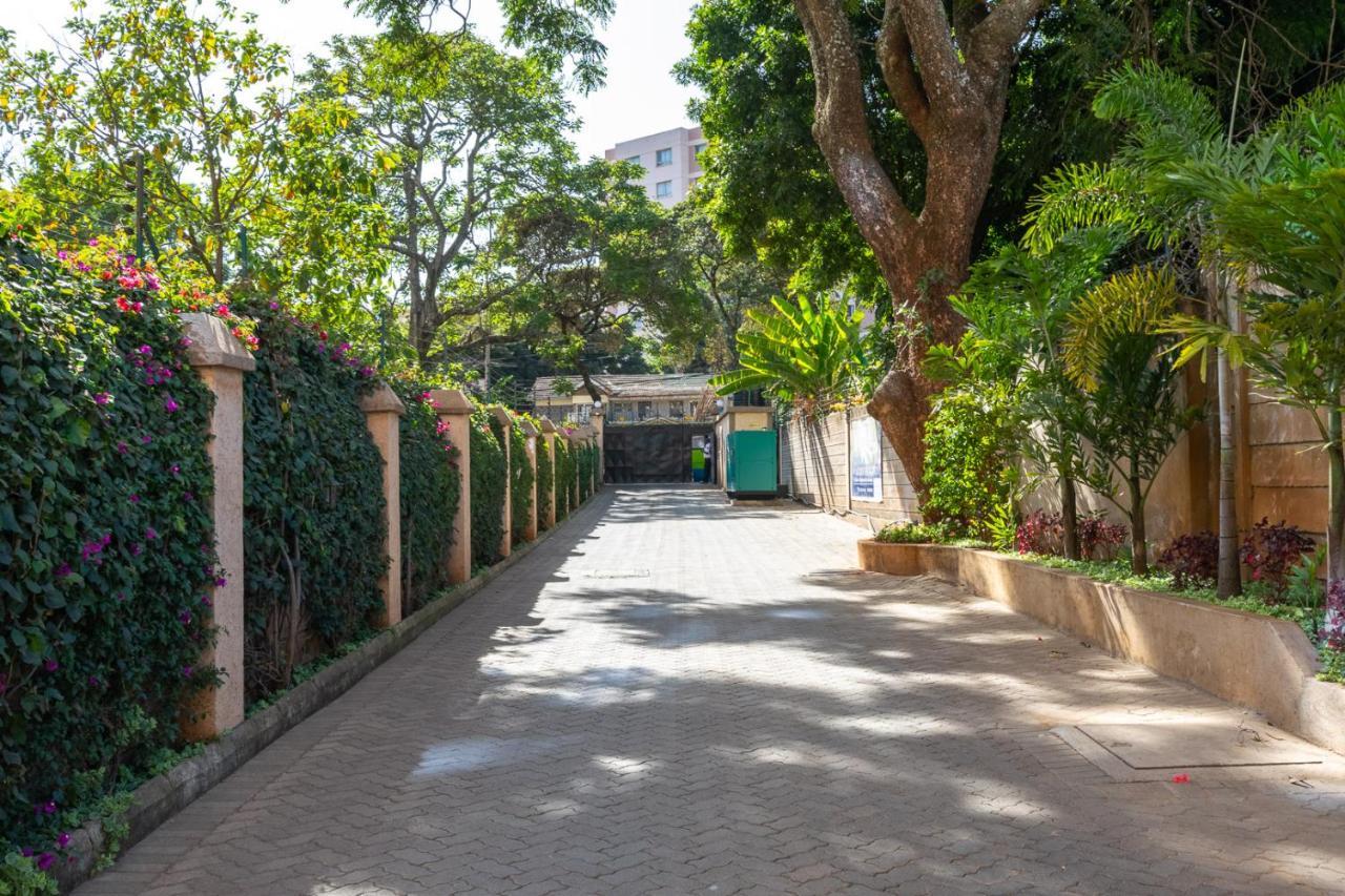 Tropical Themed 3Br And Dsq Apartment ไนโรบี ภายนอก รูปภาพ
